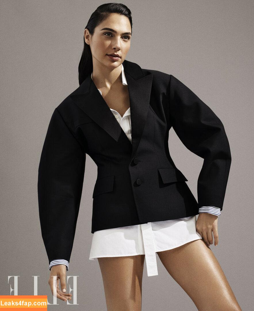 Gal Gadot / gal_gadot / https: / inked_hriss leaked photo photo #0977