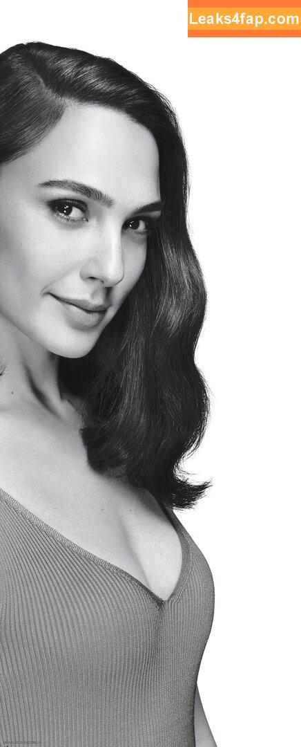 Gal Gadot / gal_gadot / https: / inked_hriss leaked photo photo #0995