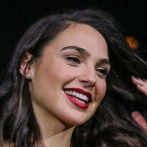Gal Gadot photo #0012