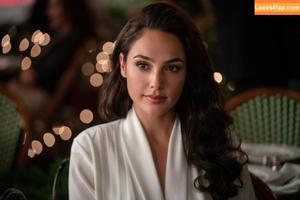 Gal Gadot photo #0072
