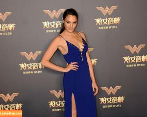Gal Gadot photo #0152