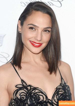 Gal Gadot photo #0197