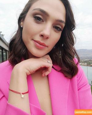 Gal Gadot photo #0256