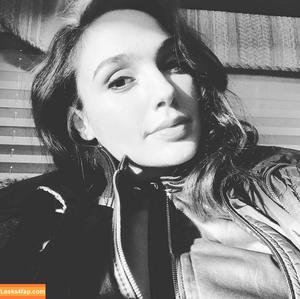 Gal Gadot photo #0293