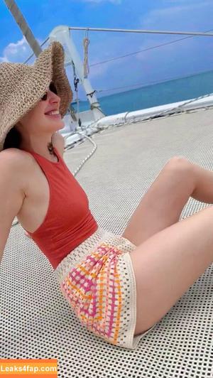 Gal Gadot photo #0413