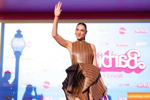 Gal Gadot photo #0530