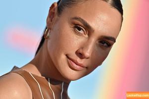 Gal Gadot photo #0546