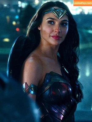 Gal Gadot photo #0739