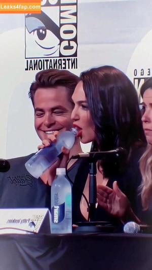 Gal Gadot photo #0804