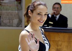 Gal Gadot photo #0810