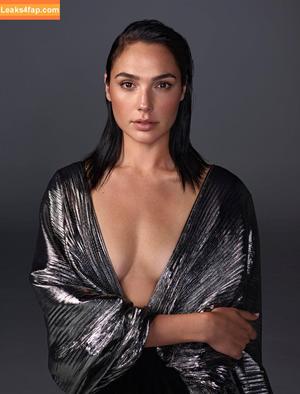 Gal Gadot photo #0819