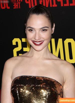 Gal Gadot photo #0839