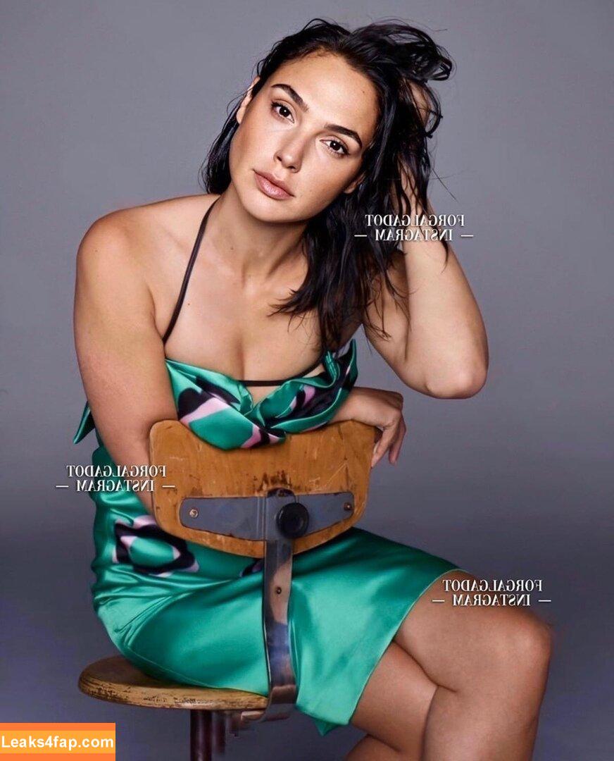 Gal Gadot / gal_gadot / https: / inked_hriss leaked photo photo #1045