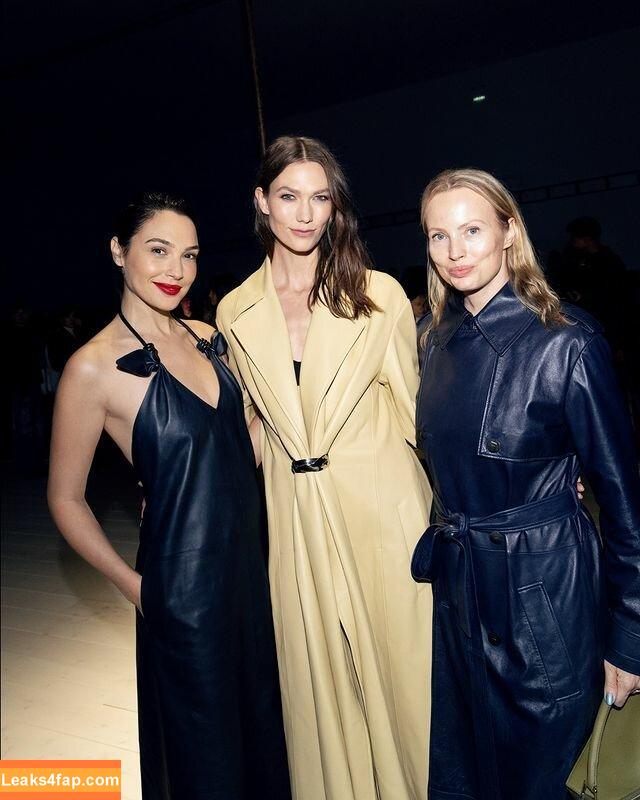 Gal Gadot / gal_gadot / https: / inked_hriss leaked photo photo #1067