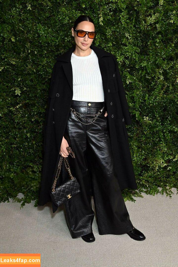 Gal Gadot / gal_gadot / https: / inked_hriss leaked photo photo #1199