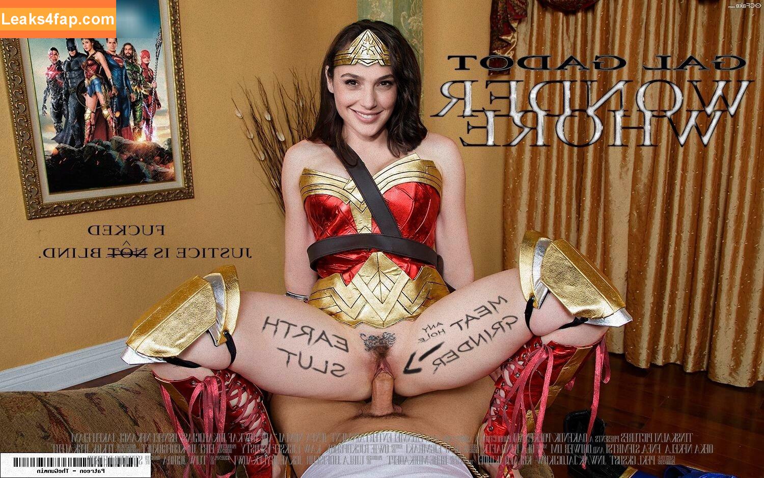 Gal Gadot / gal_gadot / https: / inked_hriss leaked photo photo #1599