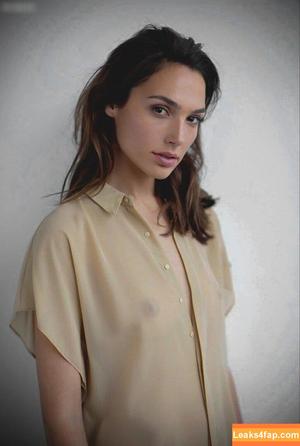 Gal Gadot photo #1083