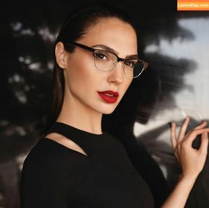 Gal Gadot фото #1137