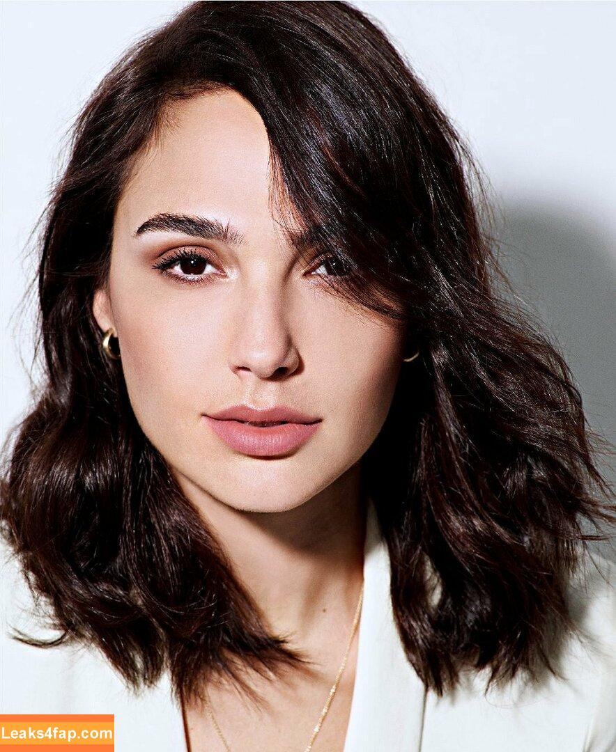 Gal Gadot / gal_gadot / https: / inked_hriss leaked photo photo #2068