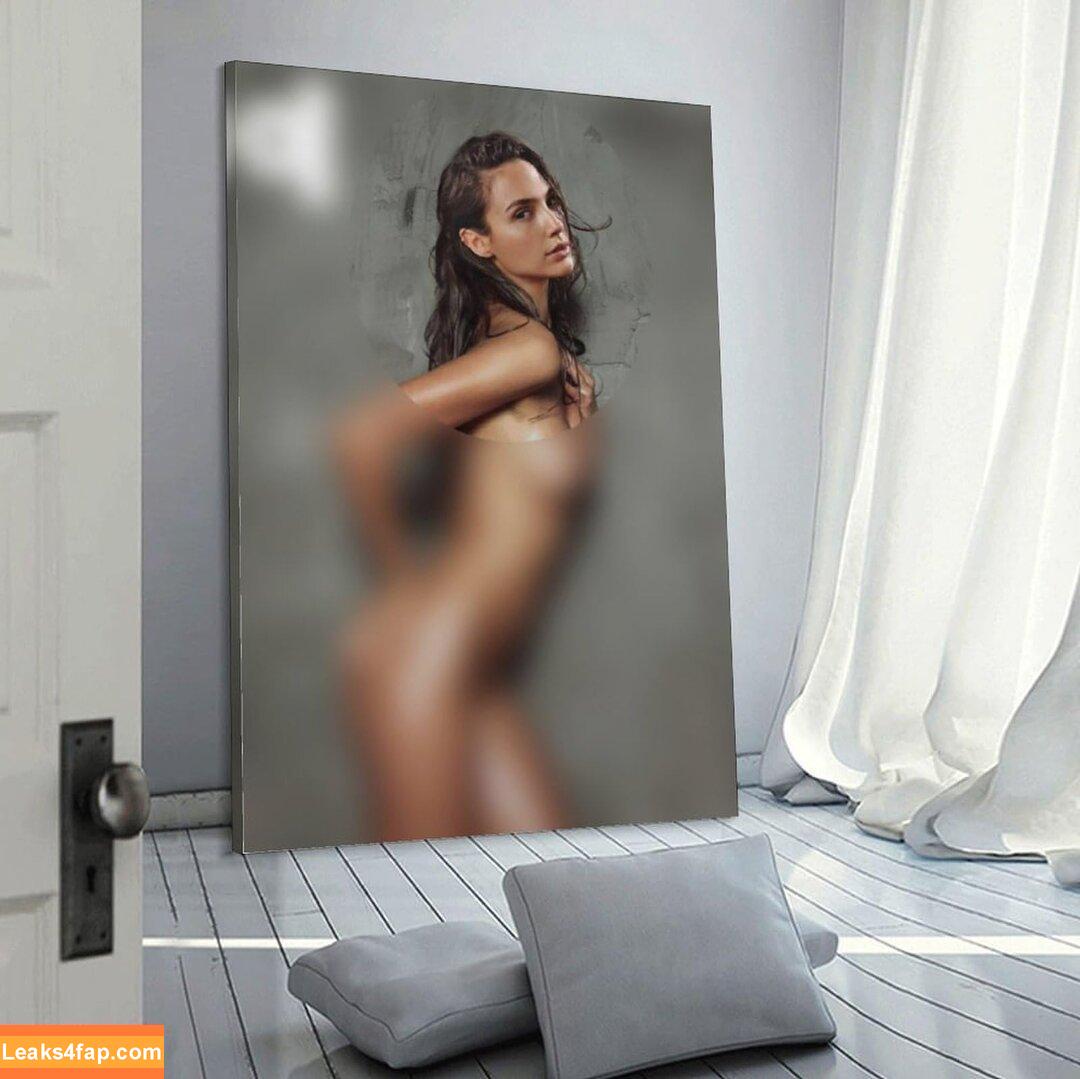Gal Gadot / gal_gadot / https: / inked_hriss leaked photo photo #2133