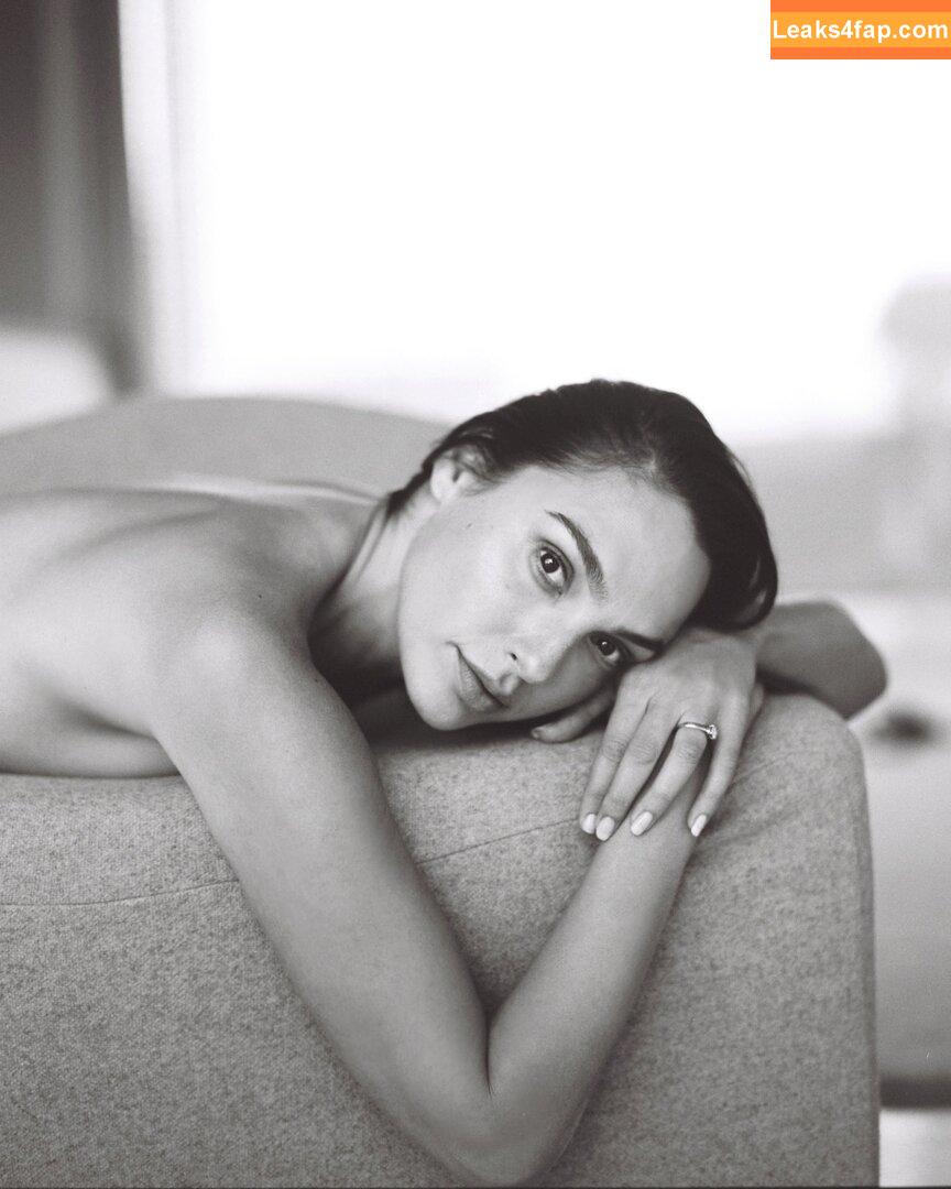 Gal Gadot / gal_gadot / https: / inked_hriss leaked photo photo #2140
