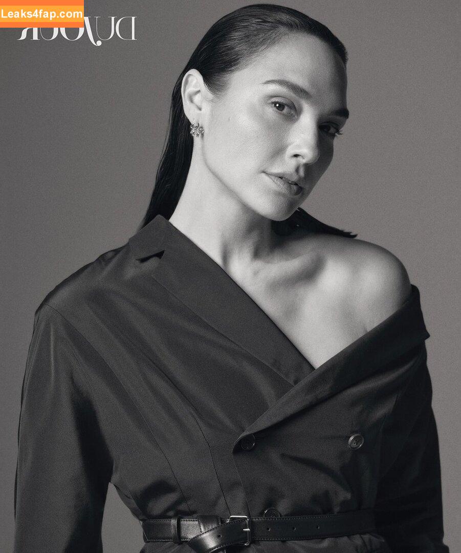 Gal Gadot / gal_gadot / https: / inked_hriss leaked photo photo #2228