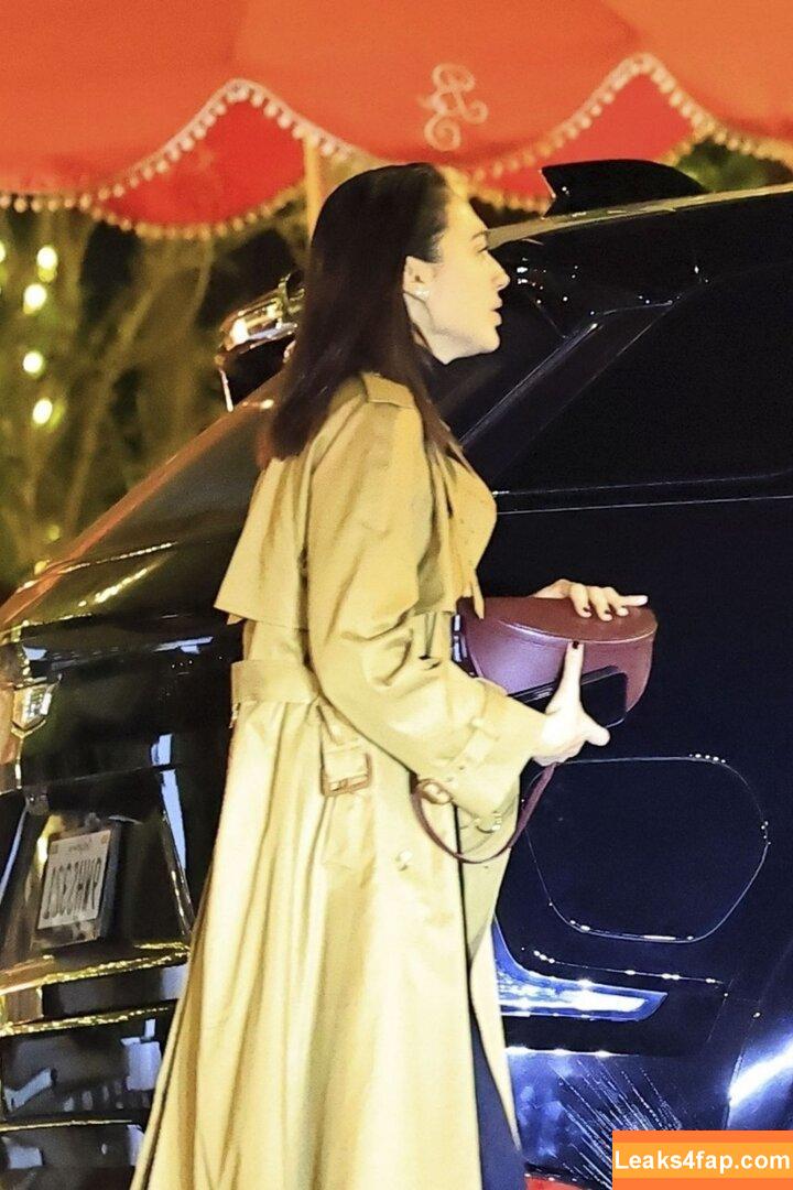 Gal Gadot / gal_gadot / https: / inked_hriss leaked photo photo #2354