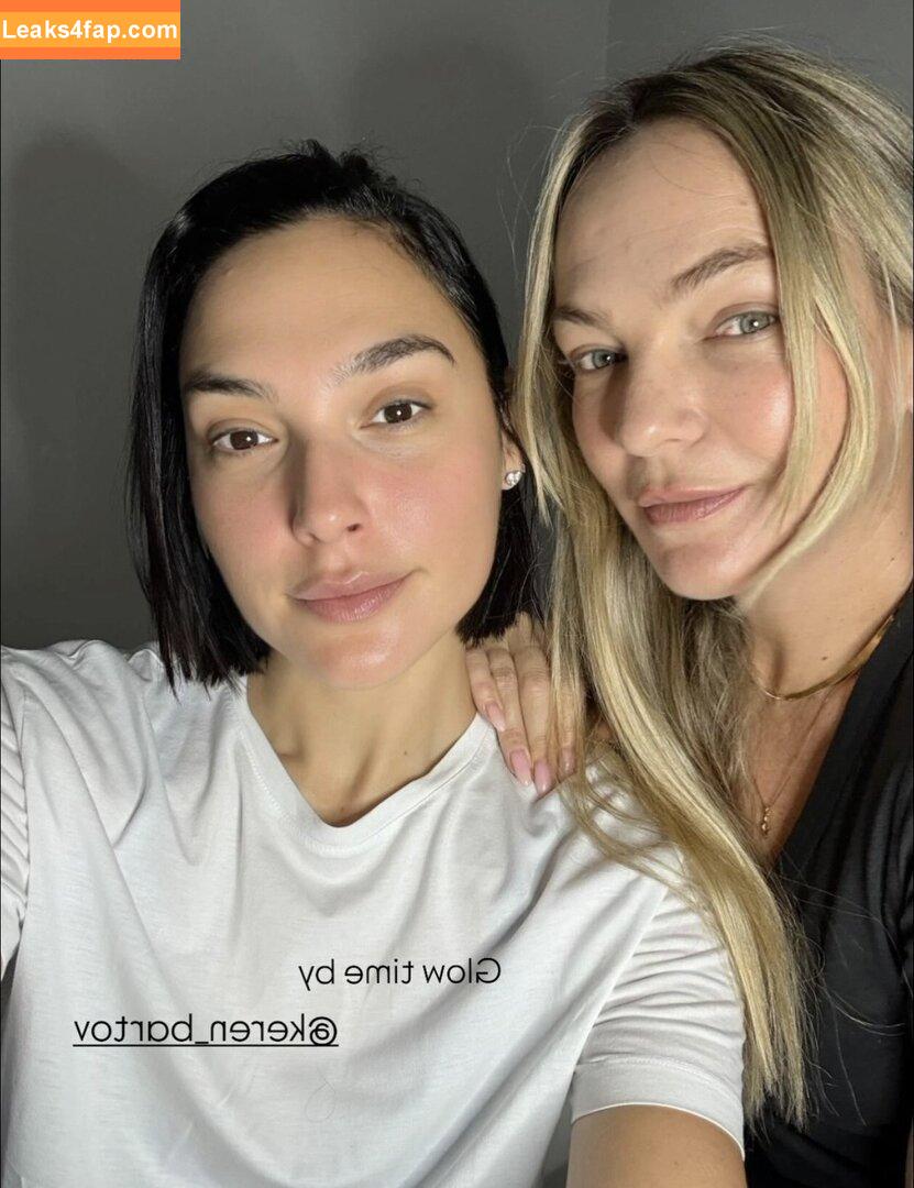 Gal Gadot / gal_gadot / https: / inked_hriss leaked photo photo #2381