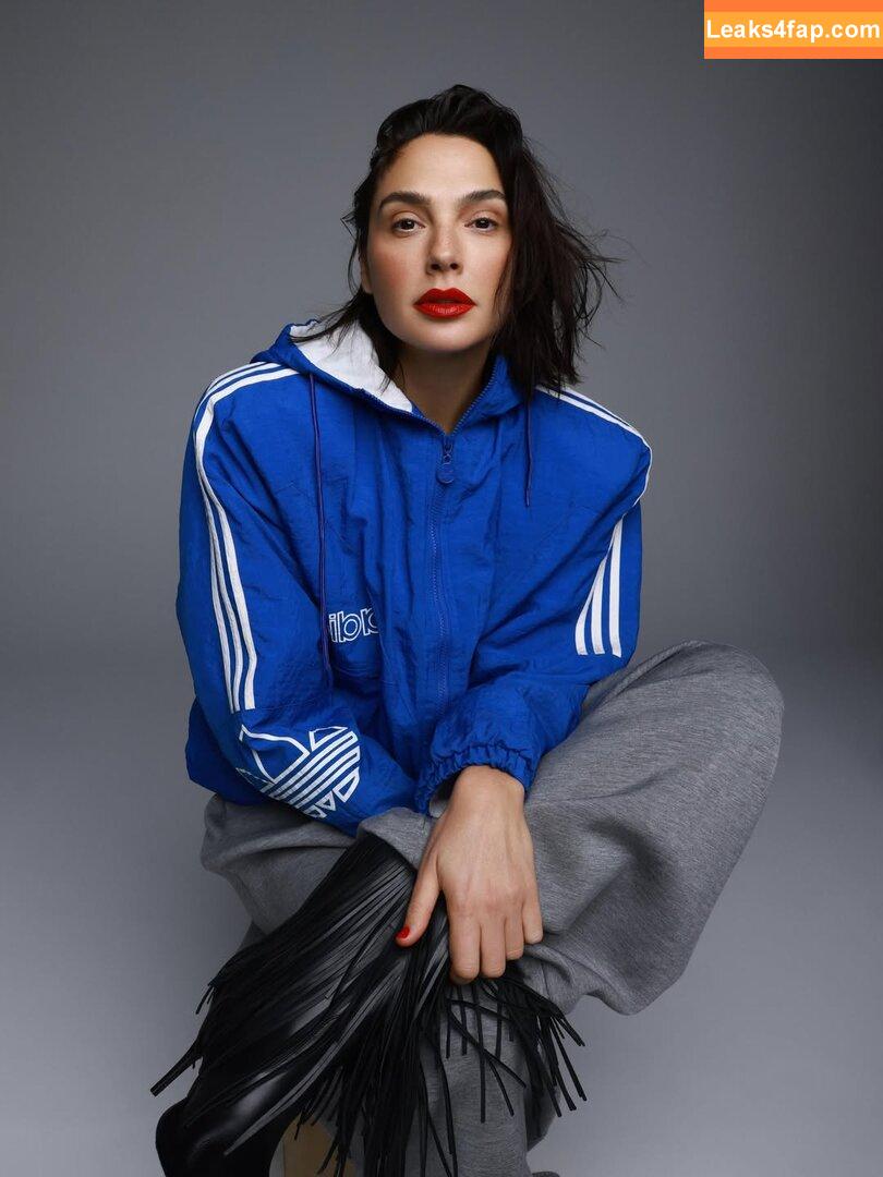 Gal Gadot / gal_gadot / https: / inked_hriss leaked photo photo #2391