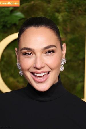 Gal Gadot photo #2027