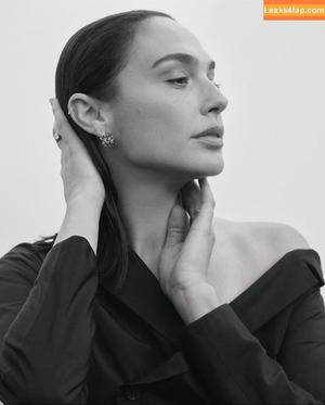 Gal Gadot photo #2227