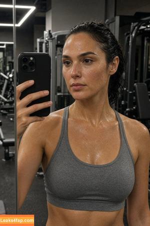 Gal Gadot photo #2421