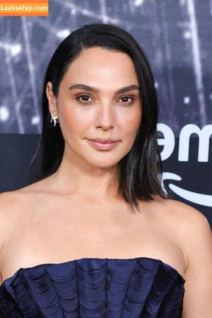 Gal Gadot photo #2433
