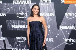 Gal Gadot фото #2459