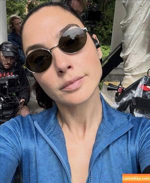 Gal Gadot фото #2476