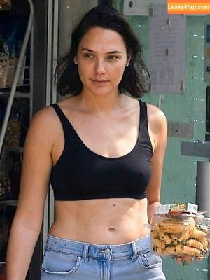 Gal Gadot photo #2483