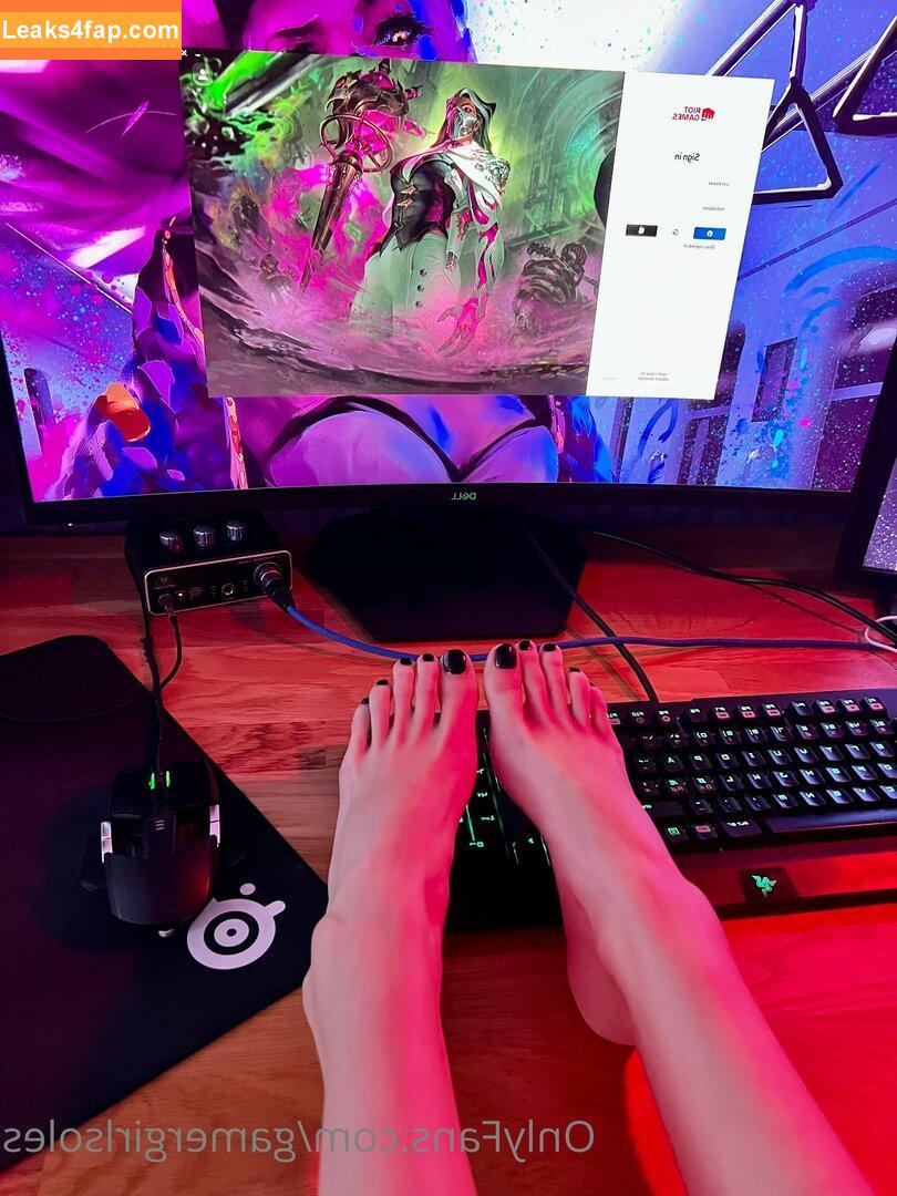 gamergirlsoles /  leaked photo photo #0027