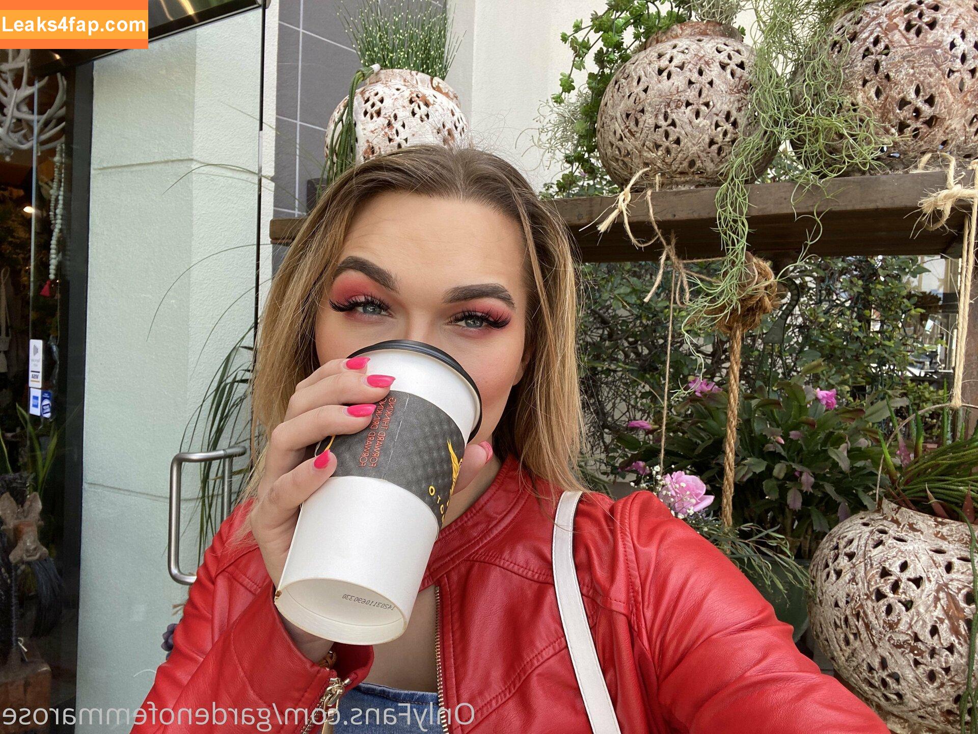 gardenofemmarose / woahitsemmarose leaked photo photo #0006