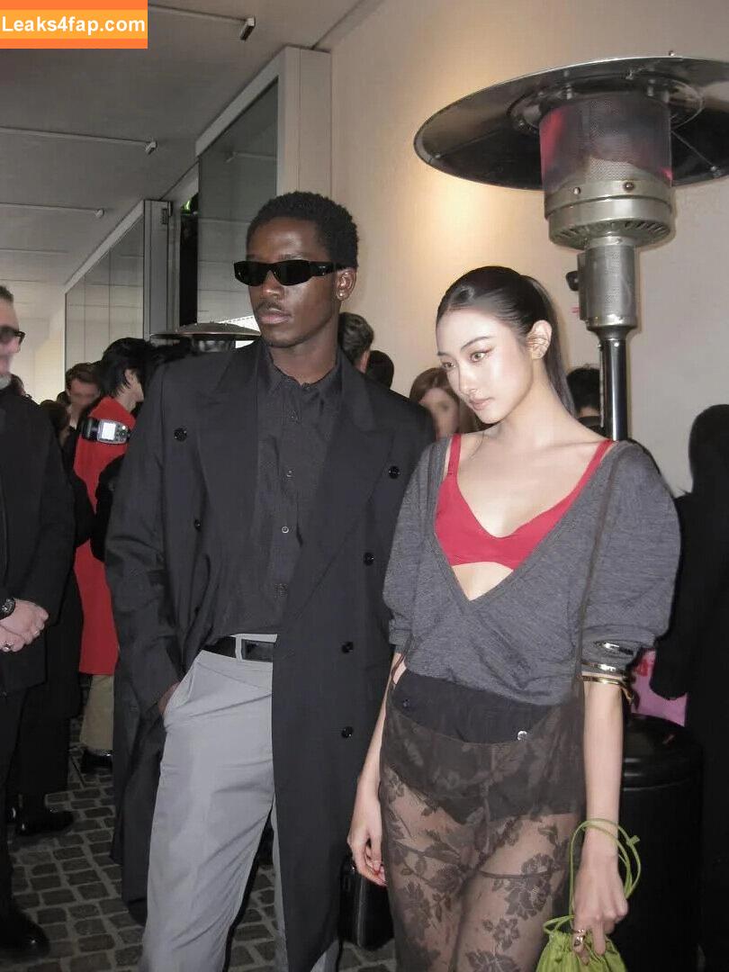 Gawon / Lee Ga-won / MEOVV_GAWON / gawon_moevv / https: / 이가원 MEOVV leaked photo photo #0012