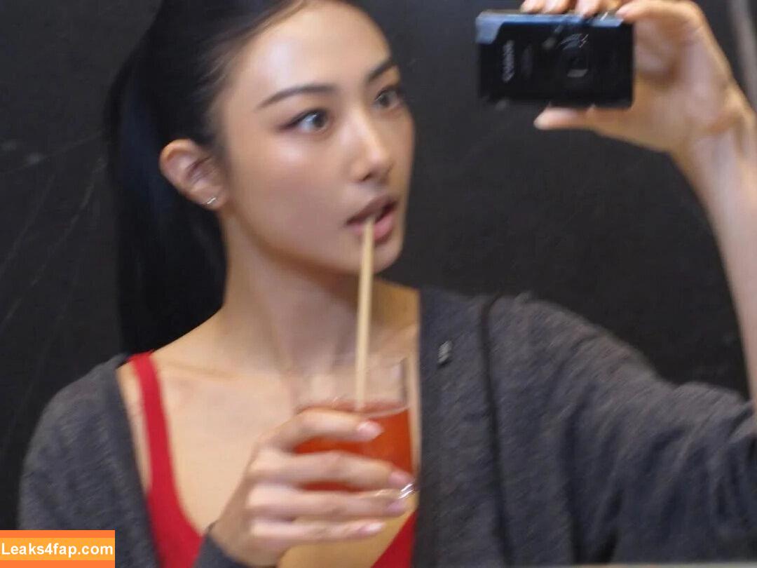 Gawon / Lee Ga-won / MEOVV_GAWON / gawon_moevv / https: / 이가원 MEOVV leaked photo photo #0013