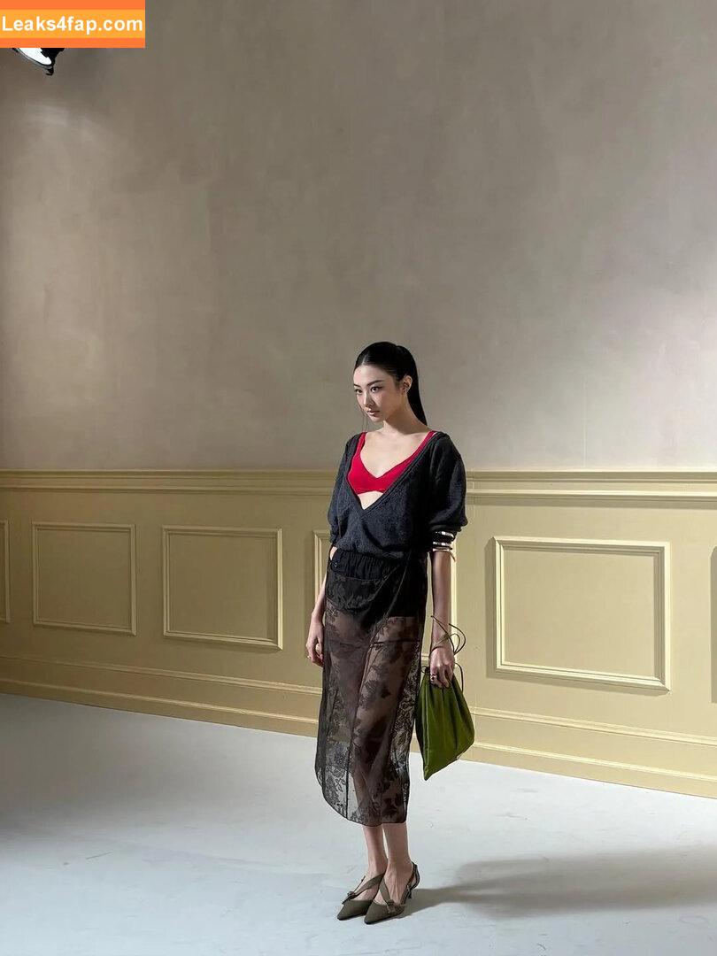 Gawon / Lee Ga-won / MEOVV_GAWON / gawon_moevv / https: / 이가원 MEOVV leaked photo photo #0019