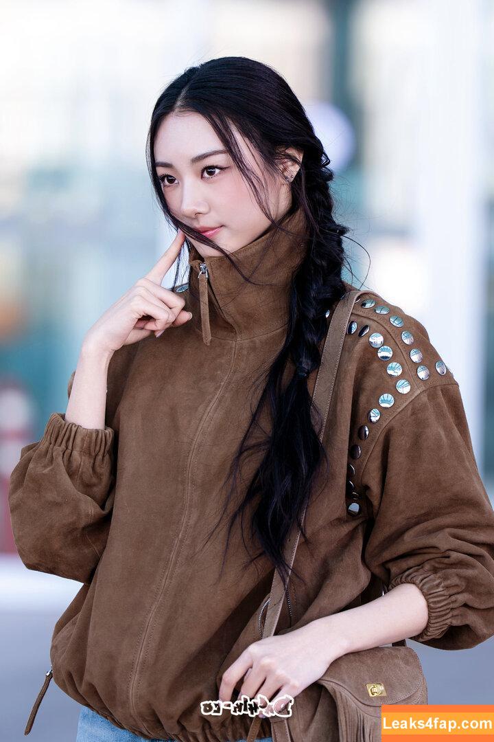 Gawon / Lee Ga-won / MEOVV_GAWON / gawon_moevv / https: / 이가원 MEOVV leaked photo photo #0030