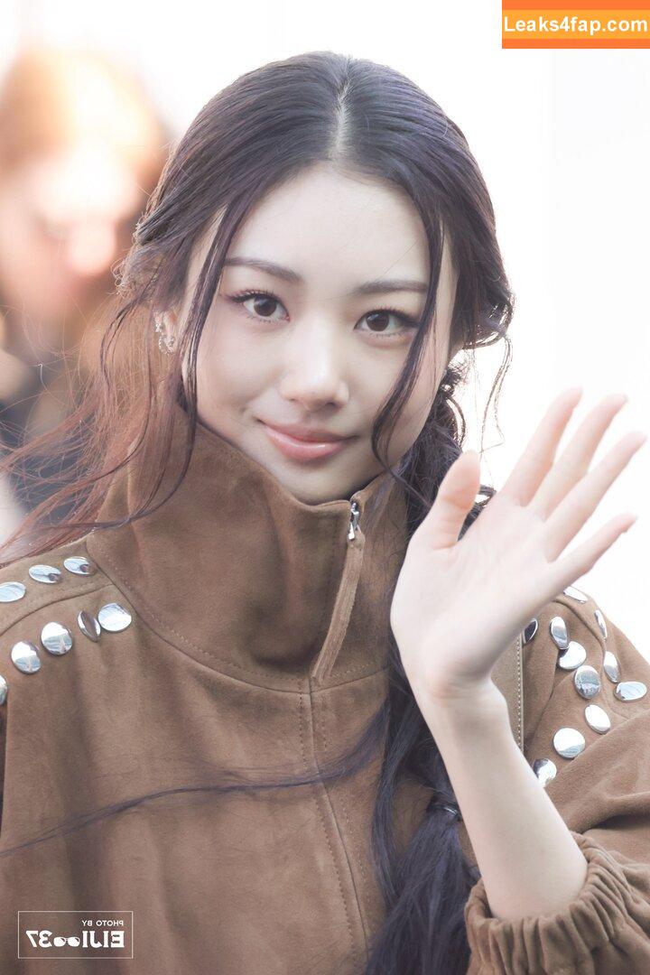 Gawon / Lee Ga-won / MEOVV_GAWON / gawon_moevv / https: / 이가원 MEOVV leaked photo photo #0036