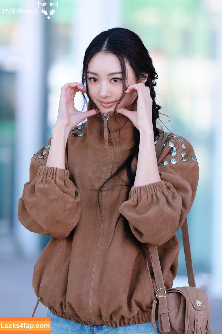 Gawon / Lee Ga-won / MEOVV_GAWON / gawon_moevv / https: / 이가원 MEOVV leaked photo photo #0039