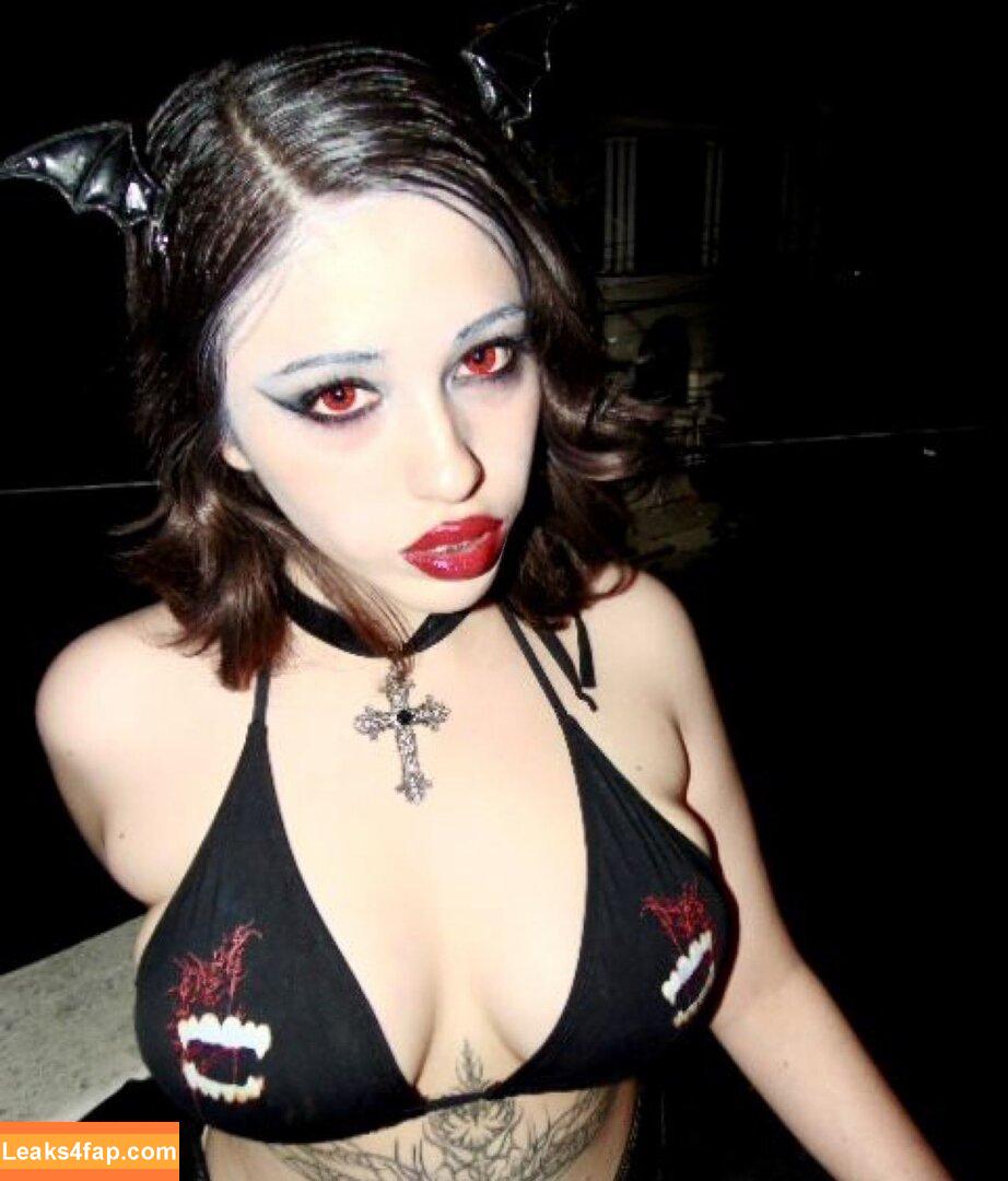 gaygothgirlf / gaygothgirlfriend leaked photo photo #0007