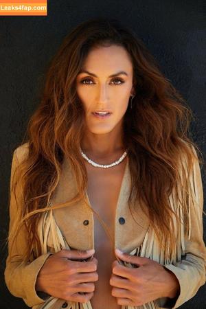 Geena Urango photo #0023