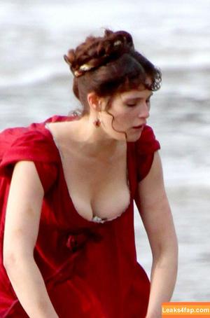 Gemma Arterton photo #0028