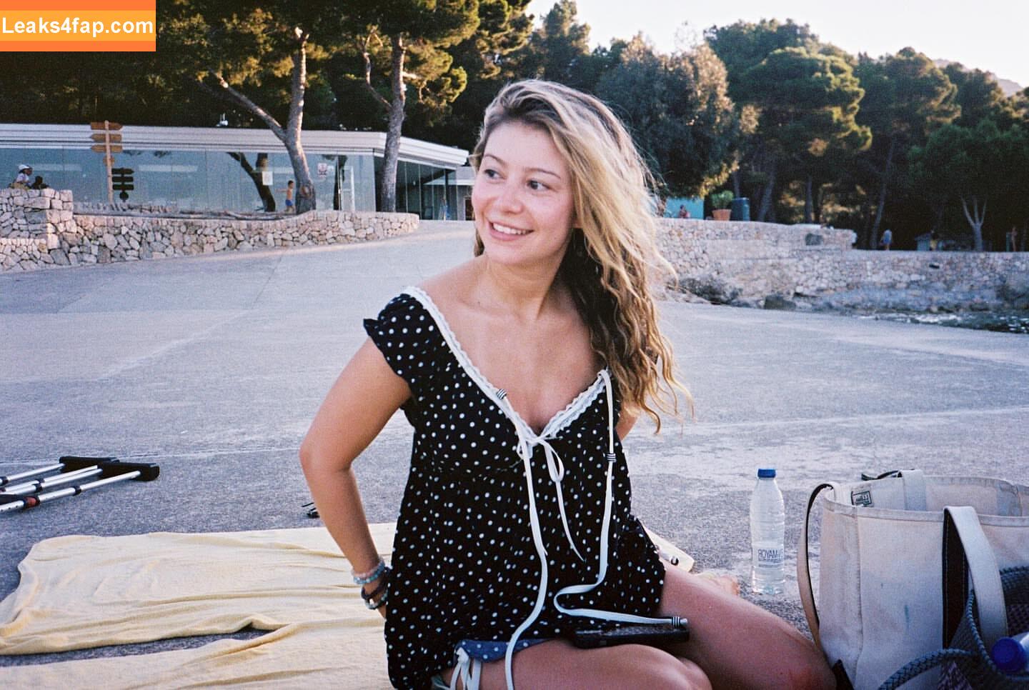 Genevieve Hannelius / ghannelius leaked photo photo #0330