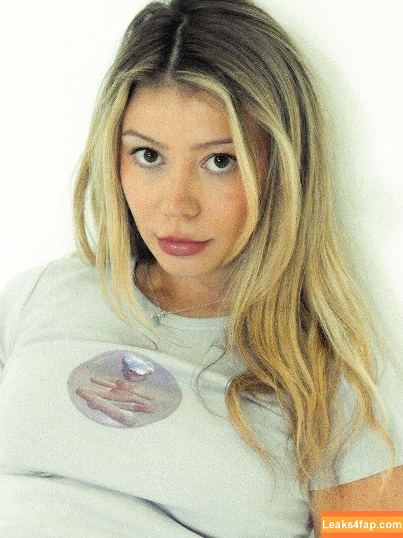 Genevieve Hannelius / ghannelius leaked photo photo #0339