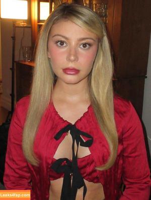 Genevieve Hannelius photo #0343